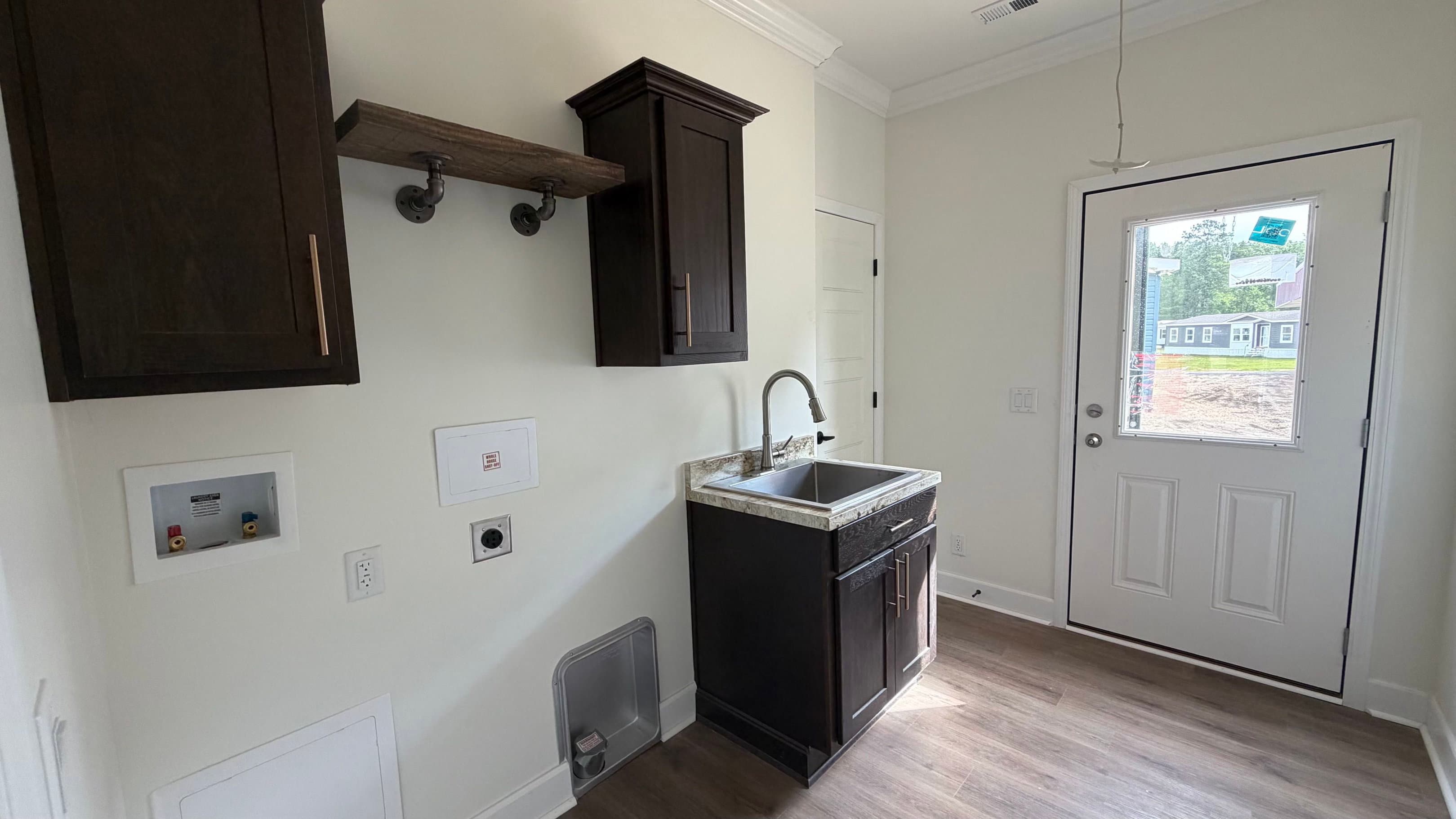 Nandina 3.0 interior home features