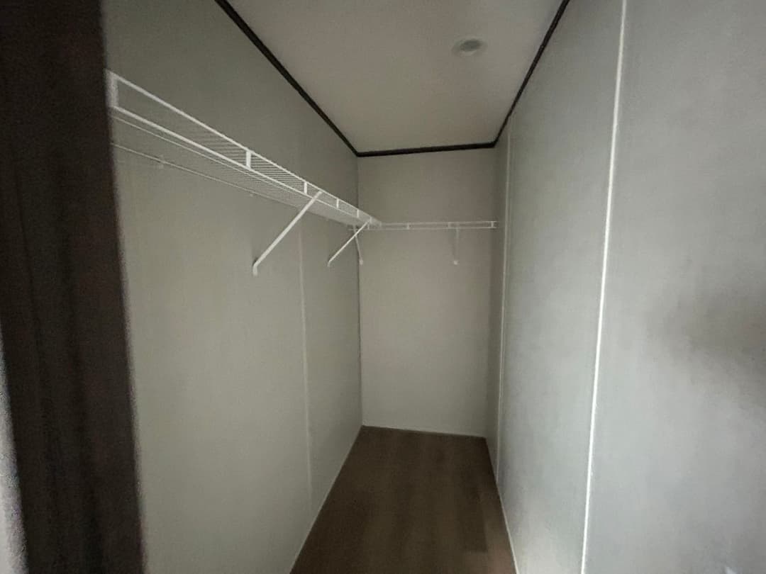 Cottage interior home features