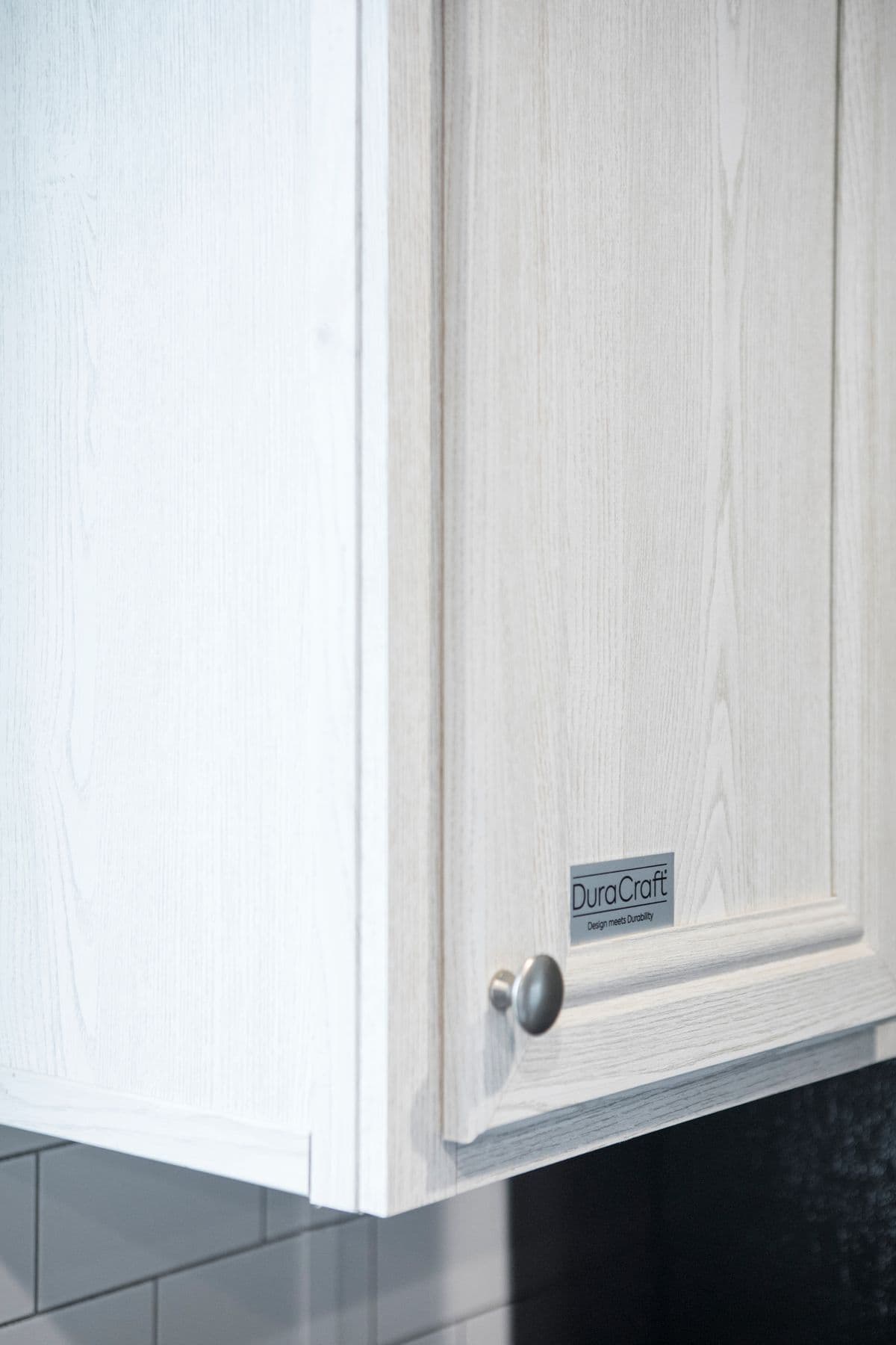 The seaside 1170 interior home features