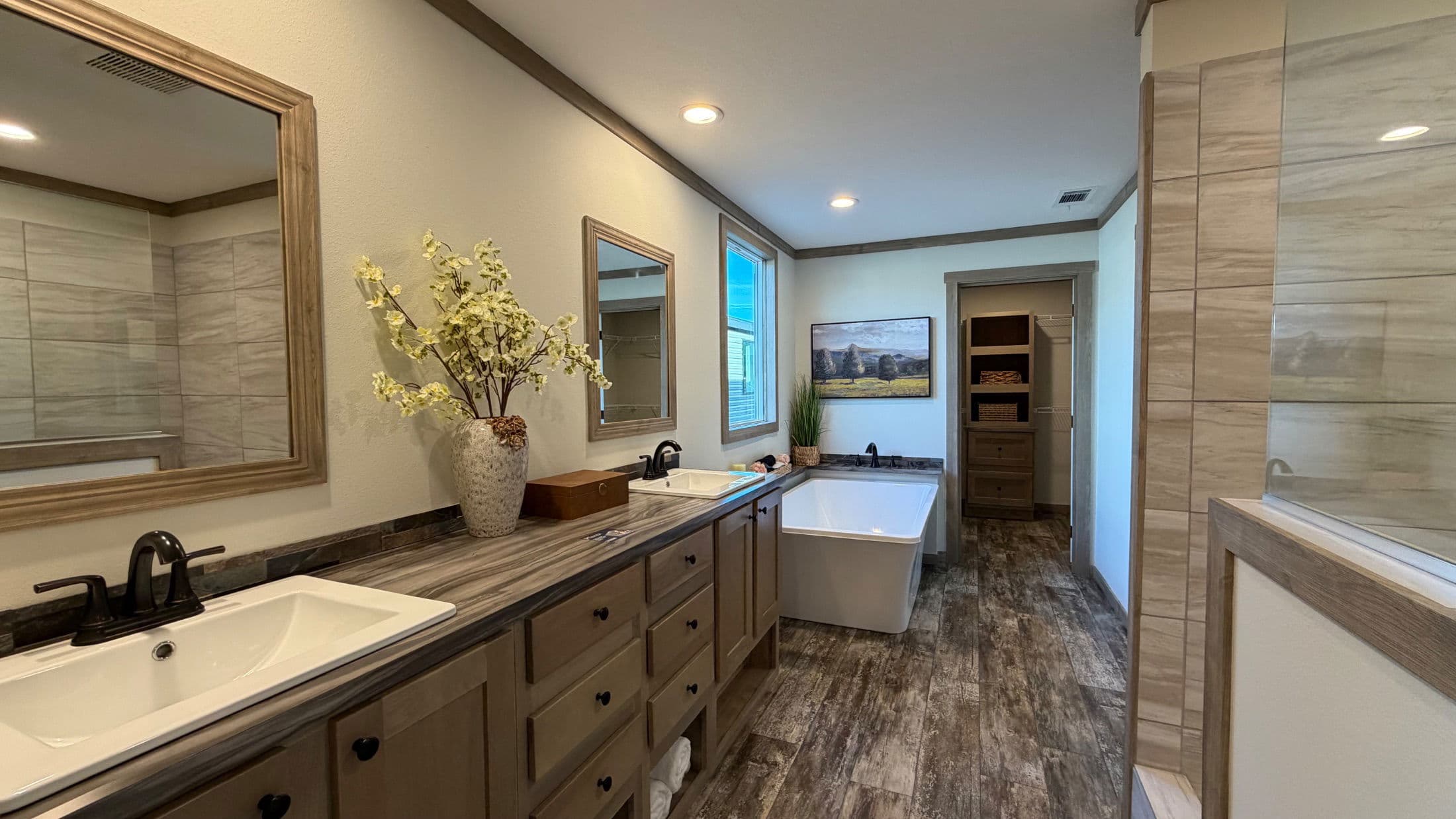 Boujee premier (biloxi) bathroom home features
