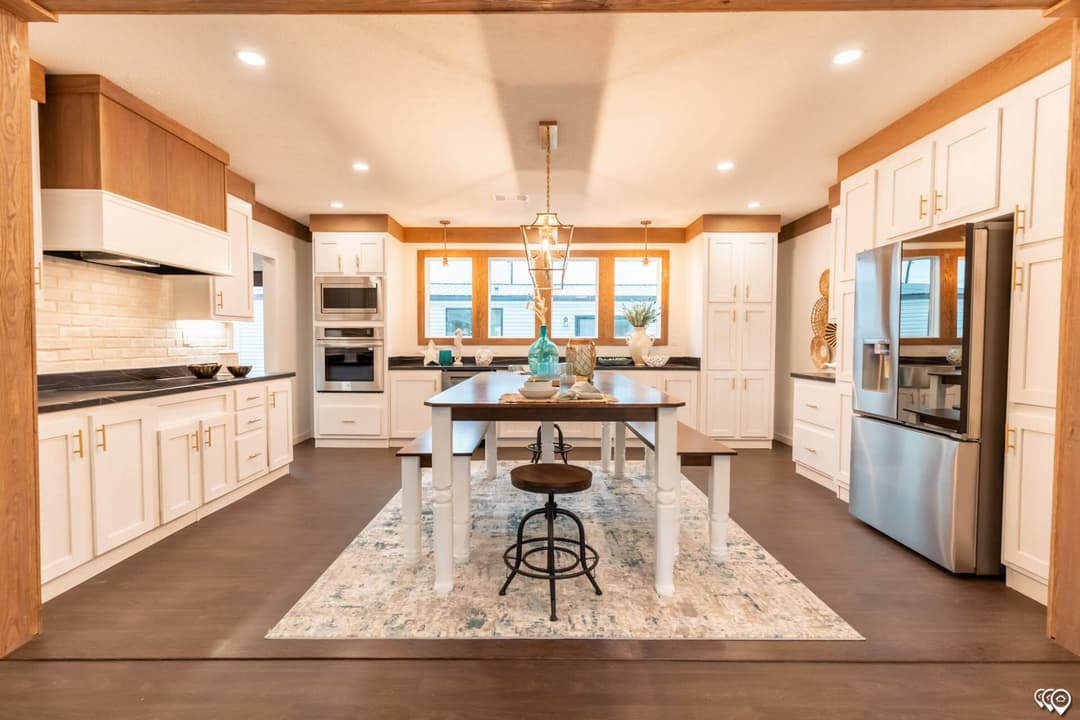 Twin creek hero and kitchen home features