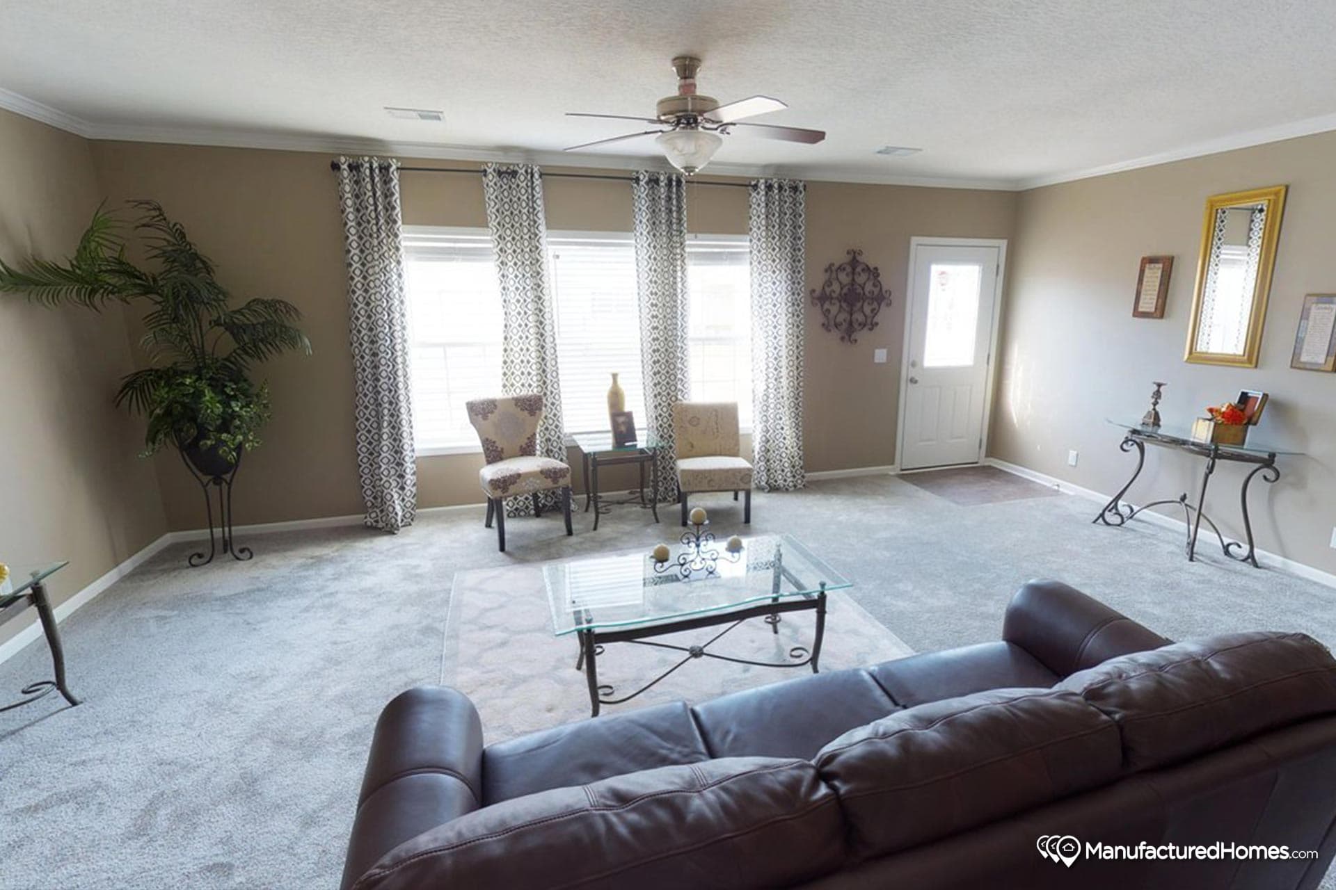 Independence interior home features