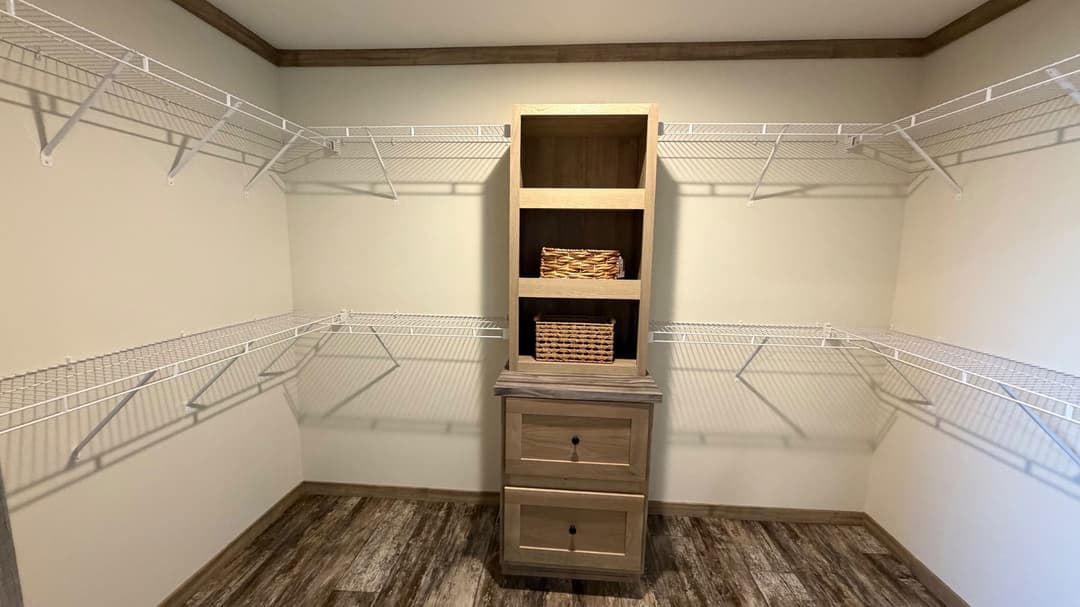 Boujee premier (biloxi) interior home features