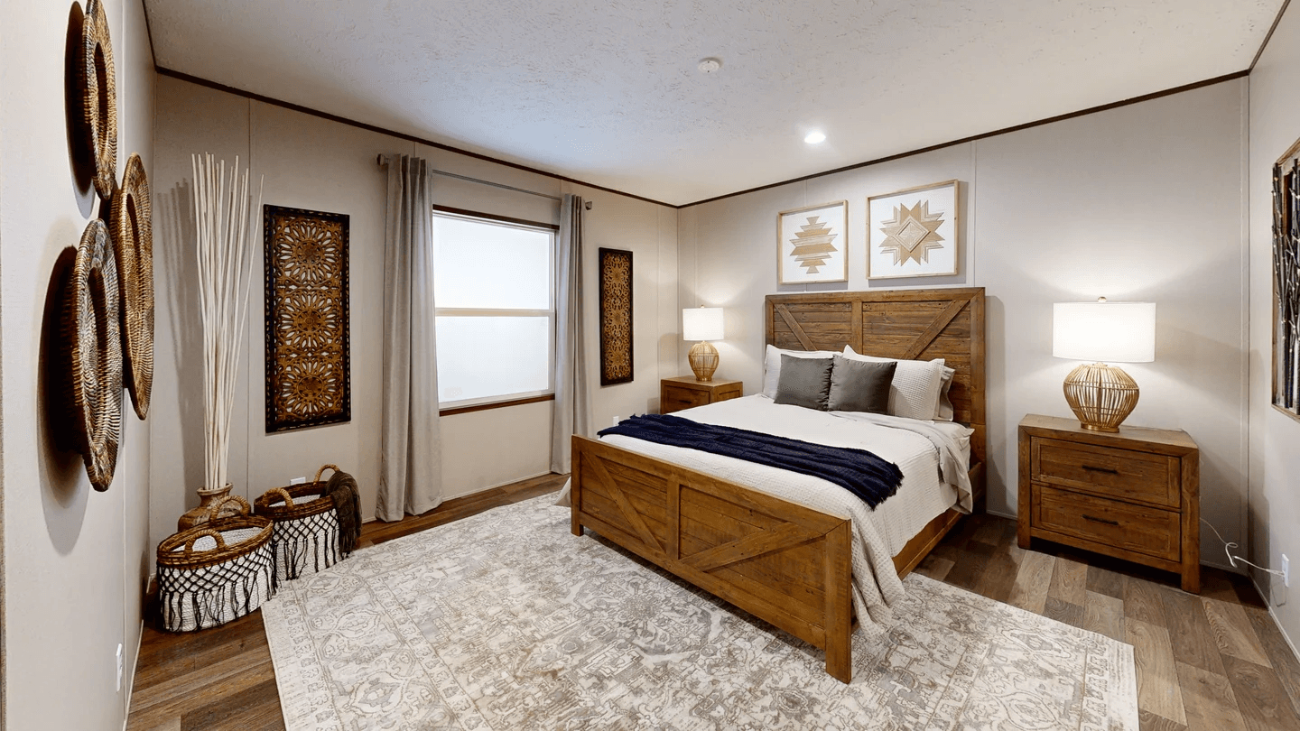 Maple bedroom home features