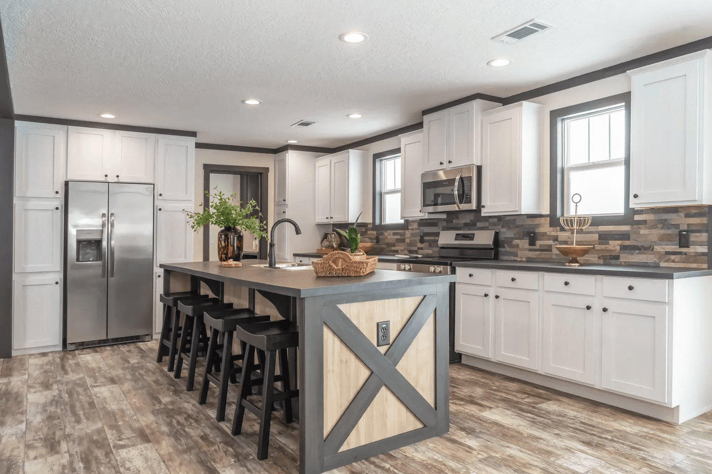 Boujee 56 kitchen home features