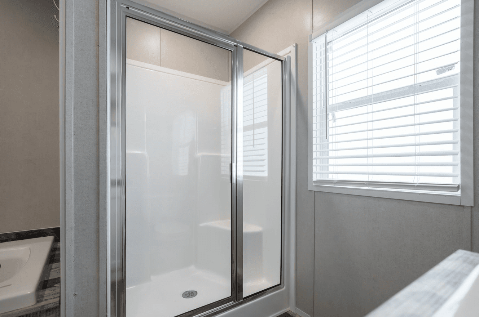 Willow bathroom home features