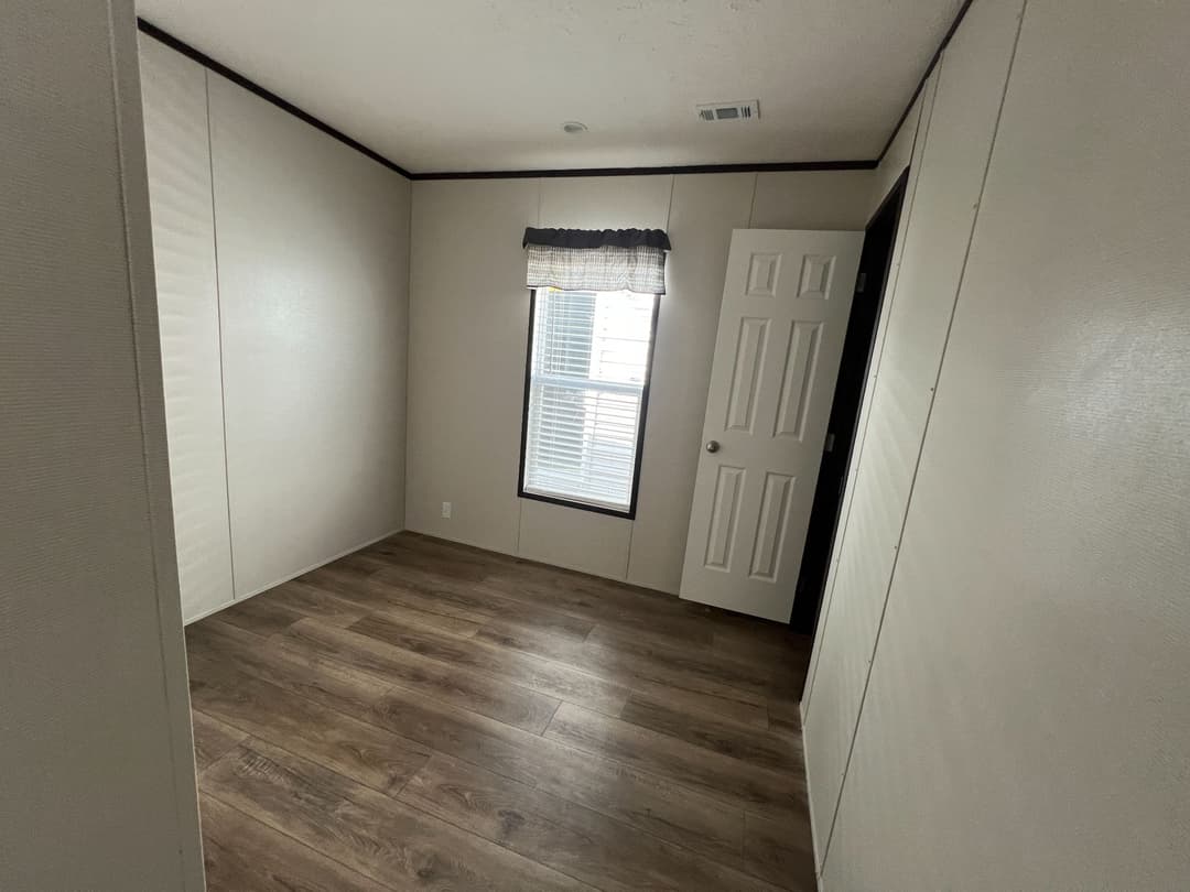 The lodge bedroom home features