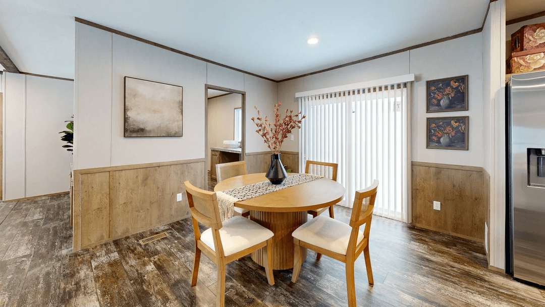 Bella vista interior home features