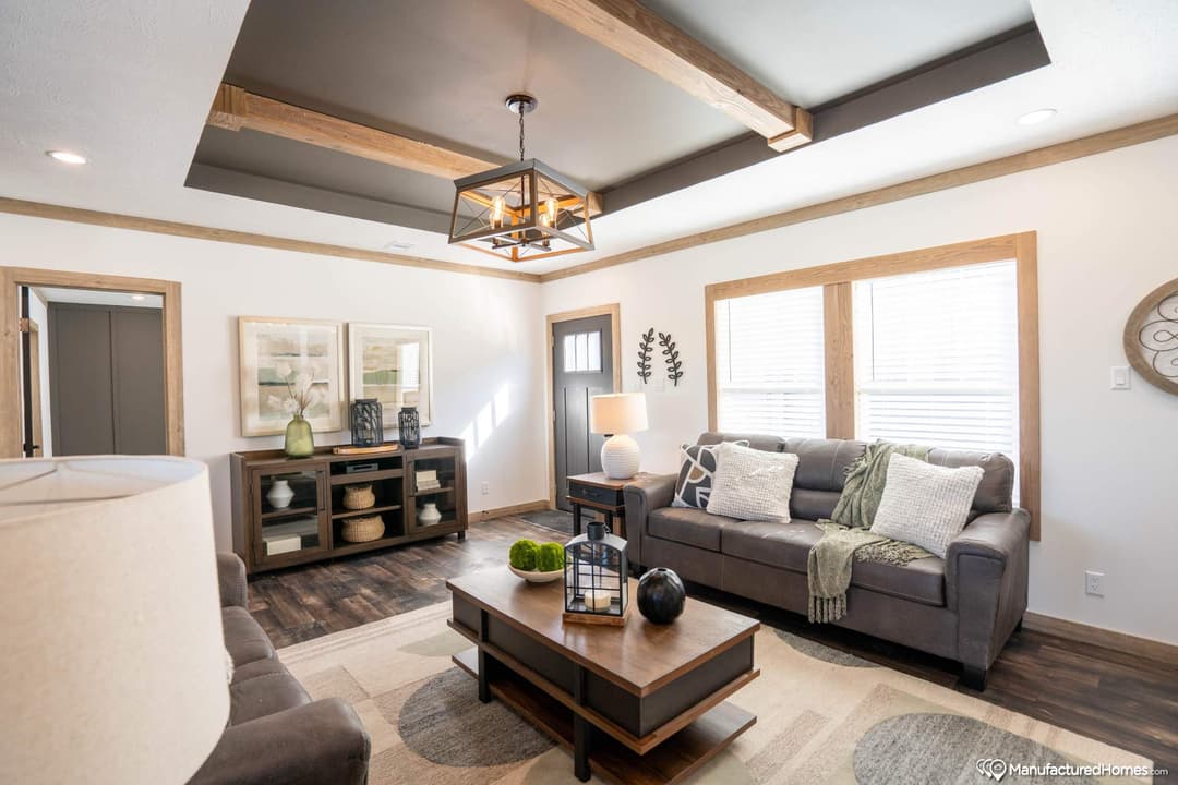 Delilah interior home features