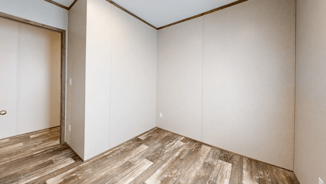 Riverhaven bedroom home features