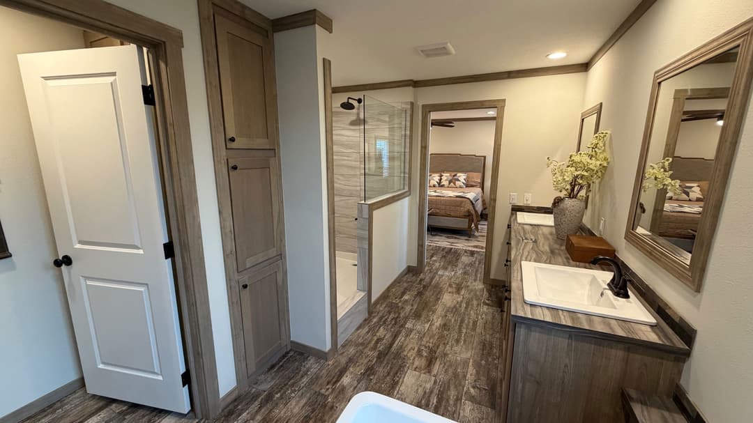 Boujee premier (biloxi) bathroom home features