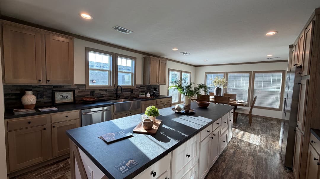 Boujee premier (biloxi) interior home features