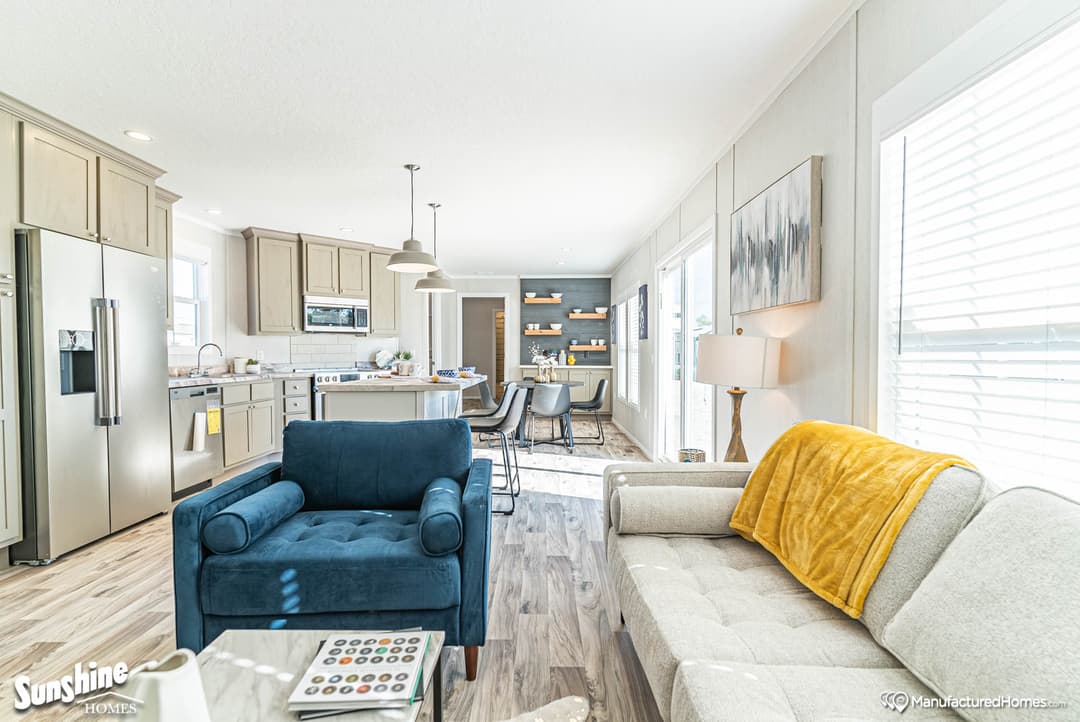 Sunshine 8004 interior home features