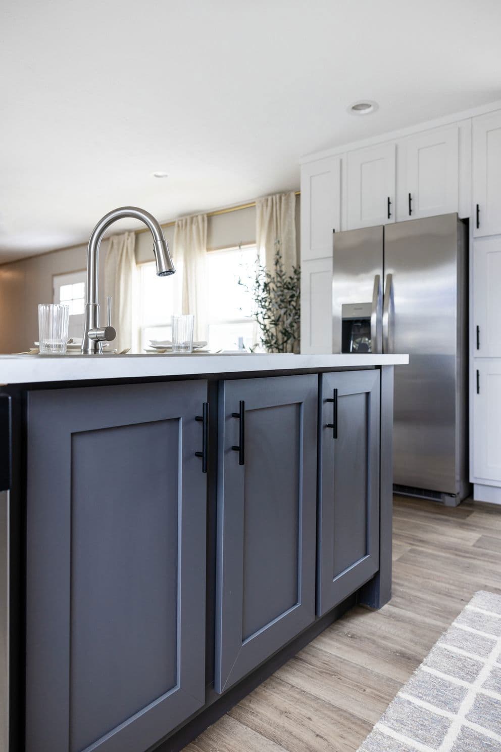 Magellan kitchen home features