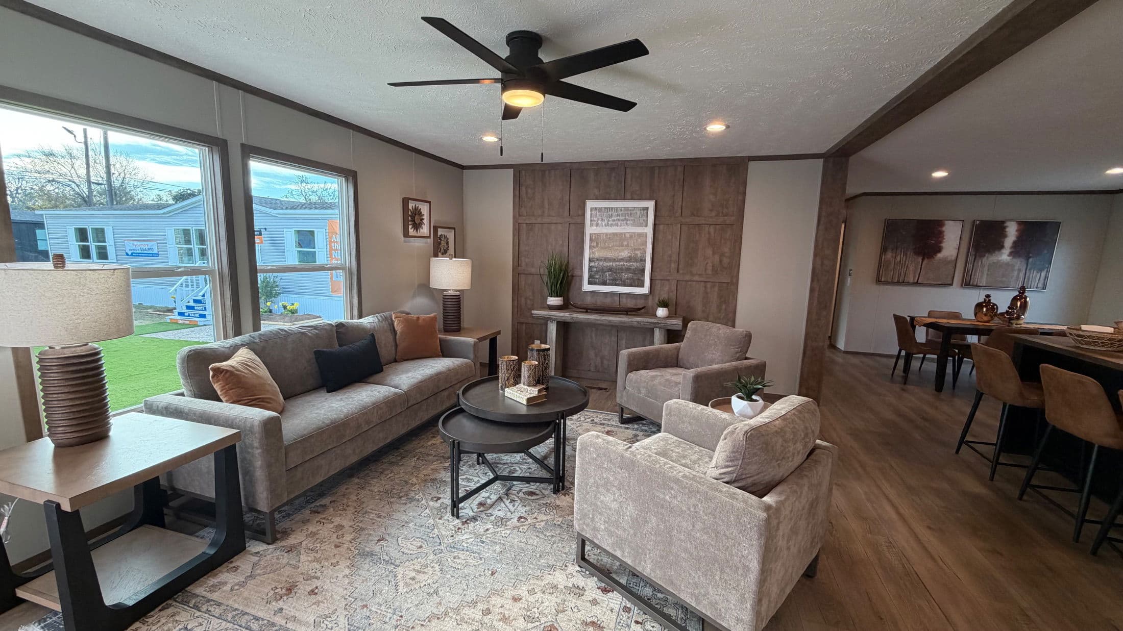 Sevier (biloxi) hero home features