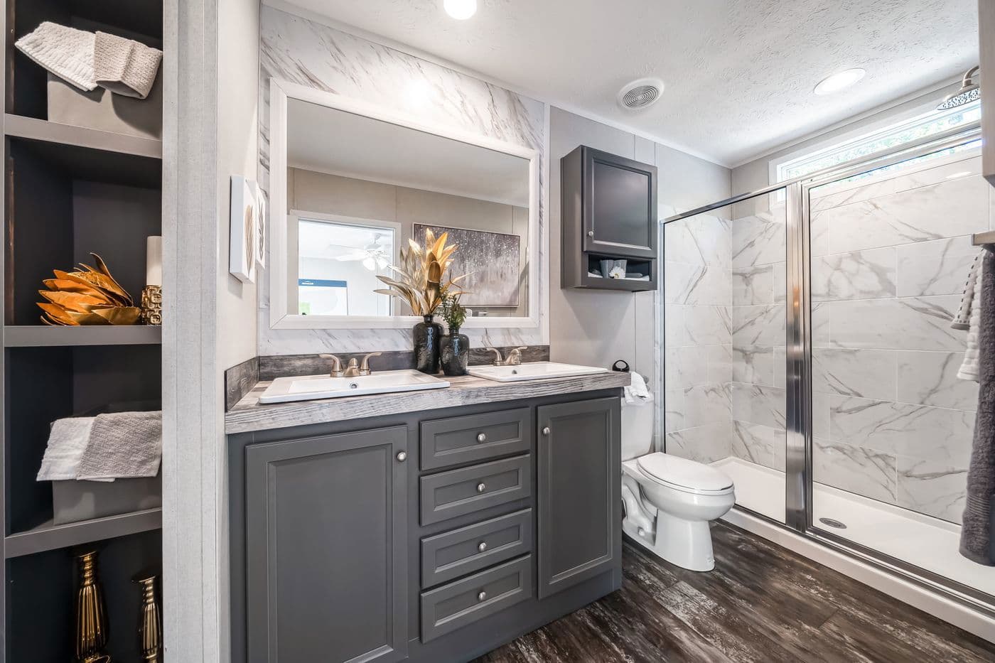 Riverview bathroom home features