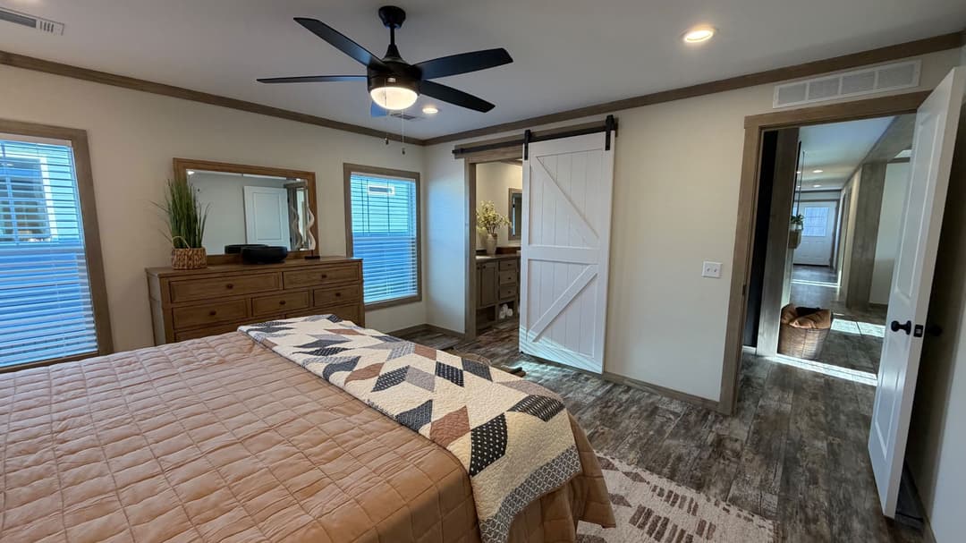 Boujee premier (biloxi) bedroom home features