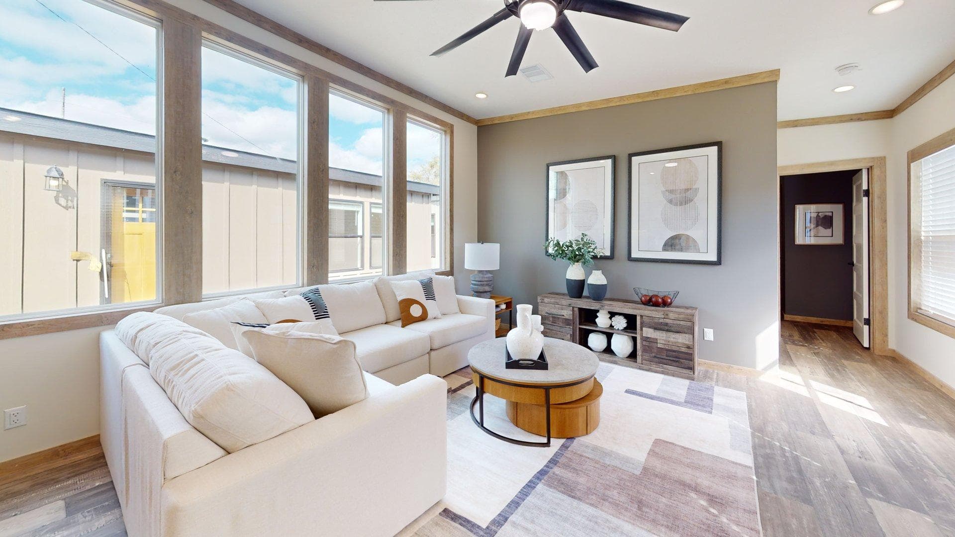 The keystone (biloxi) interior home features