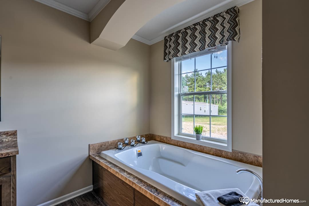 Ace bathroom home features