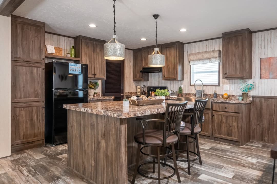 Hardin kitchen home features