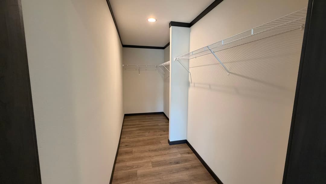 Vogue 60 (biloxi) interior home features