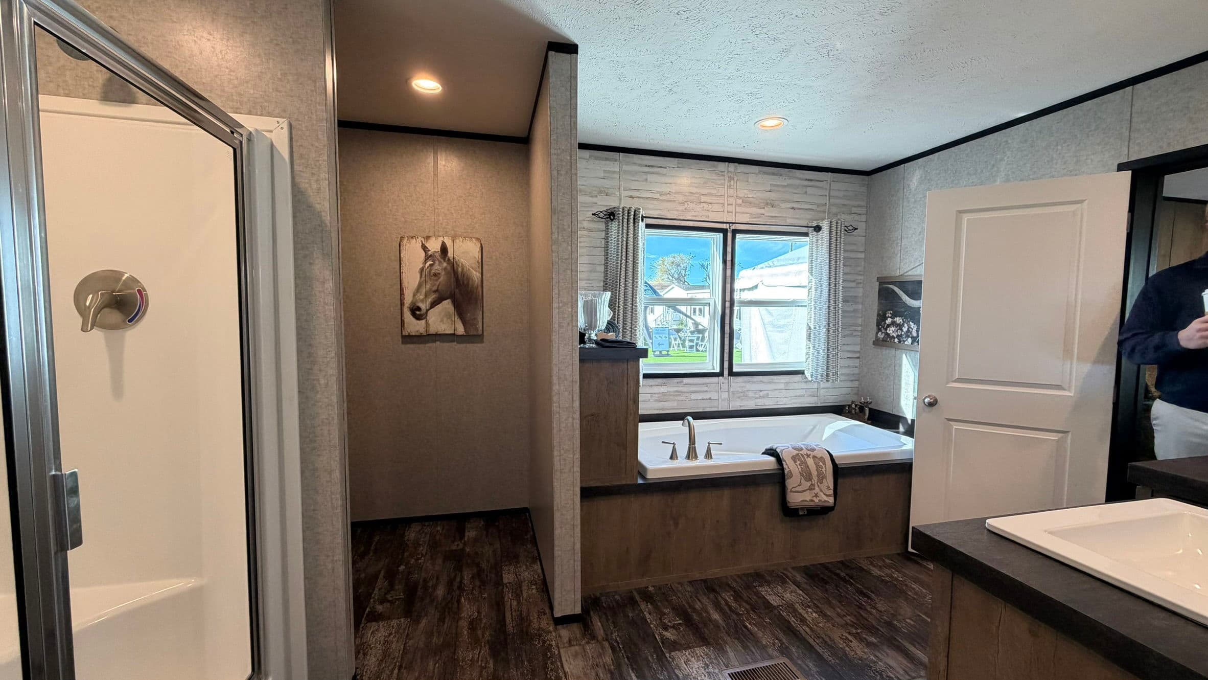 Tributary (biloxi) bathroom home features