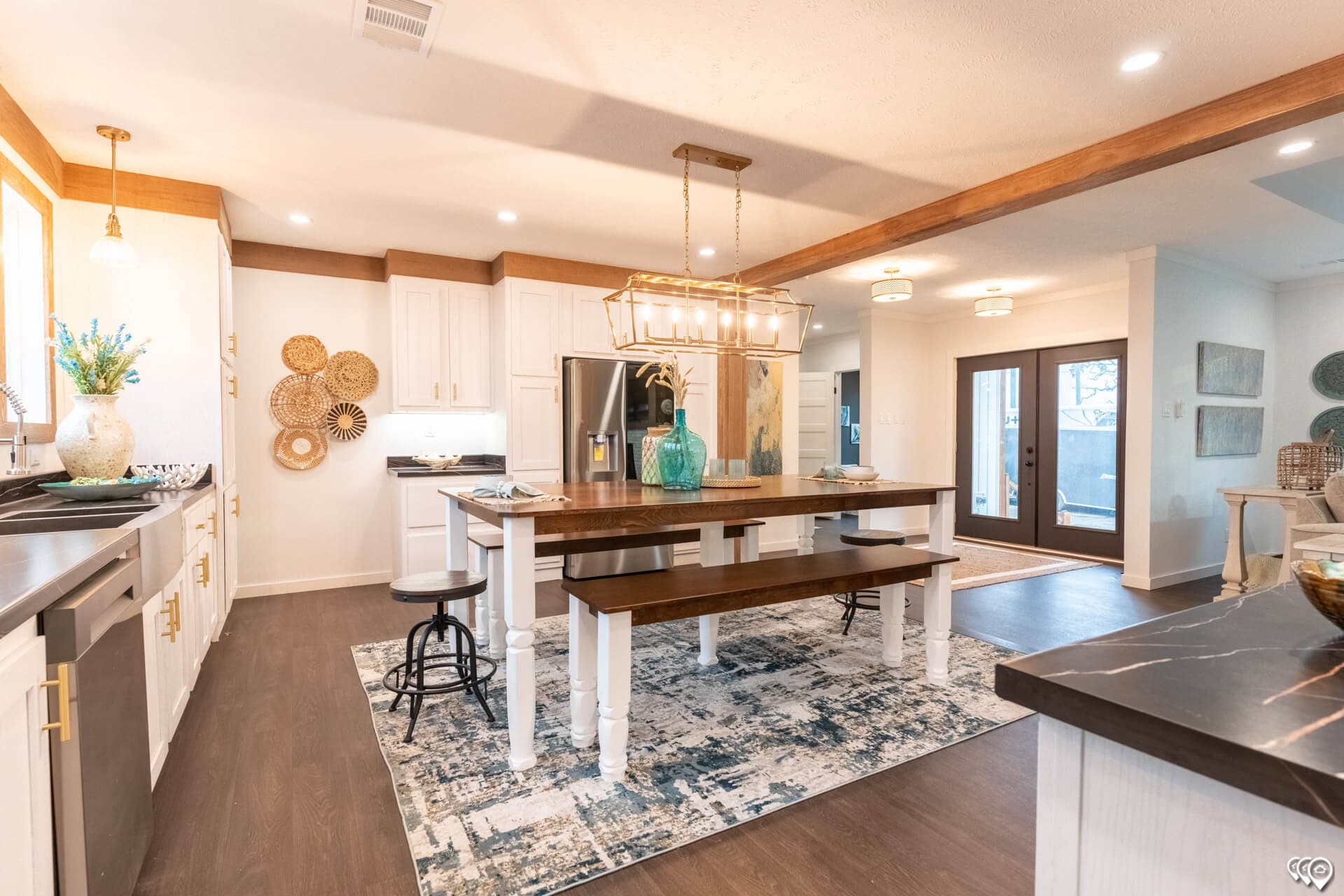 Twin creek kitchen home features
