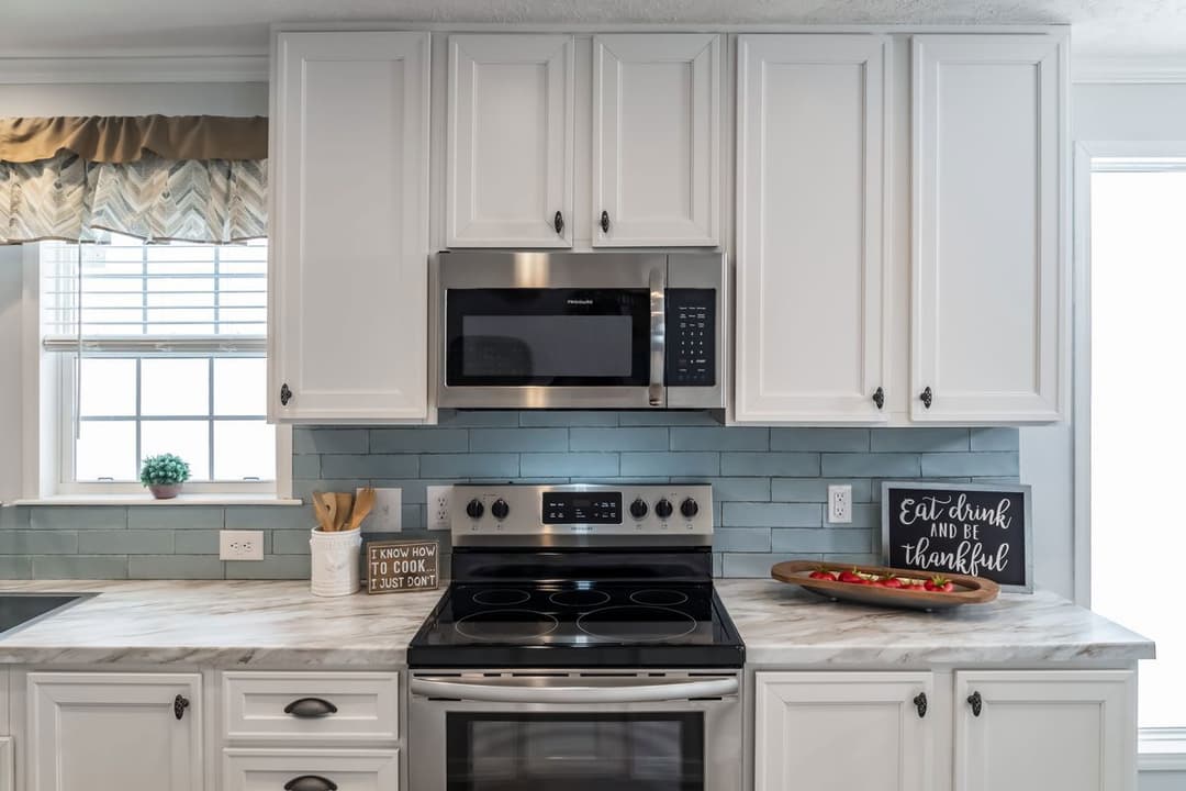 The leahy kitchen home features