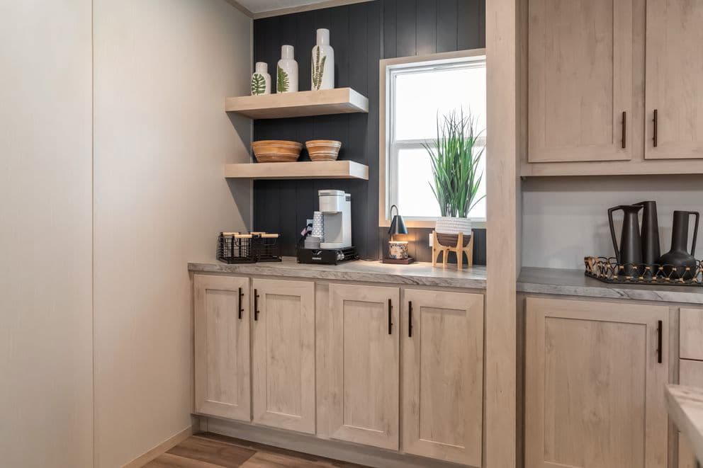 Crockett interior home features