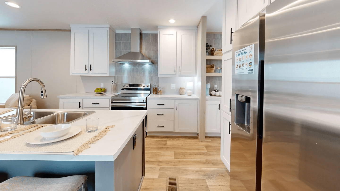 Mariner kitchen home features