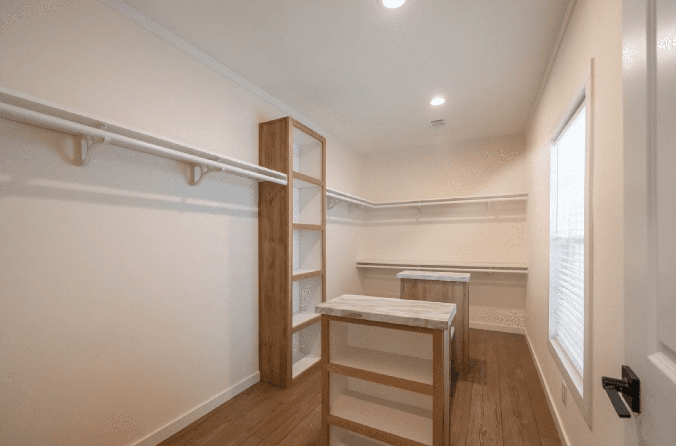 The rocking chair interior home features