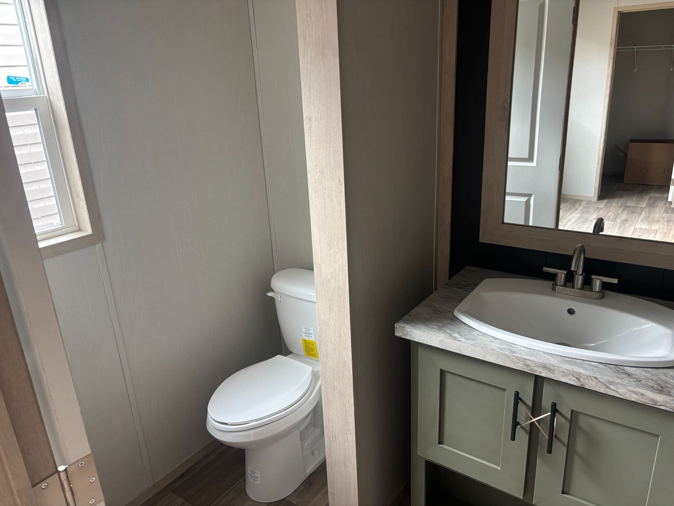 Hudson bathroom home features