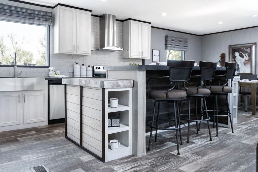 The shoreline kitchen home features