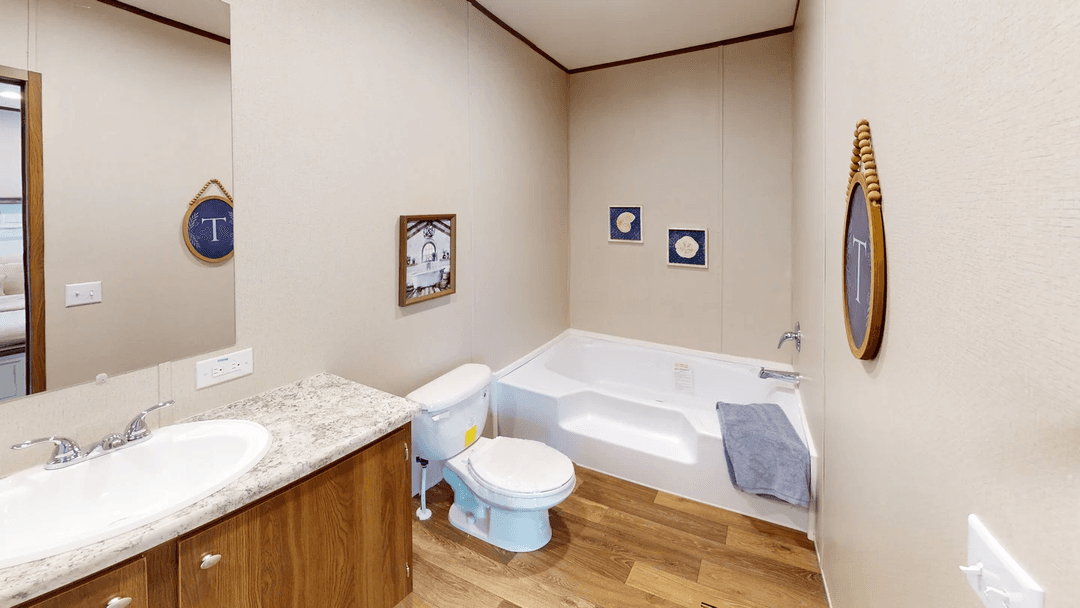 Aspen bathroom home features