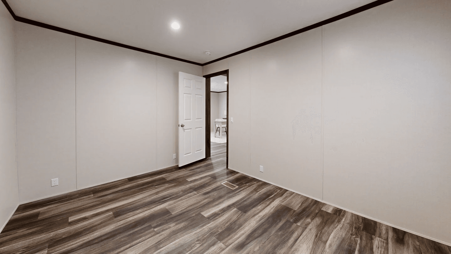 Ambition (biloxi) bedroom home features