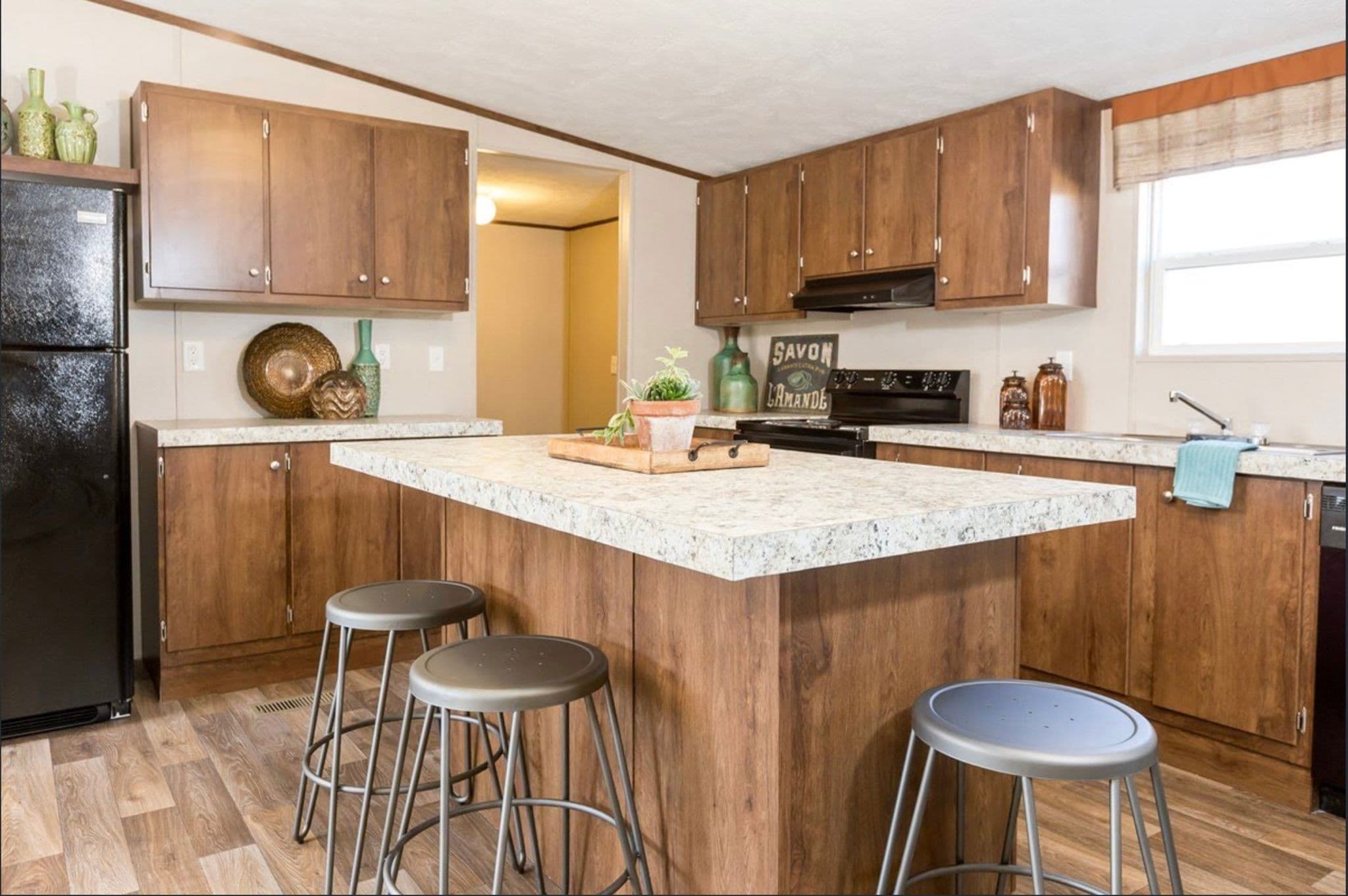 Marvel 4 (wind zone 2) kitchen home features