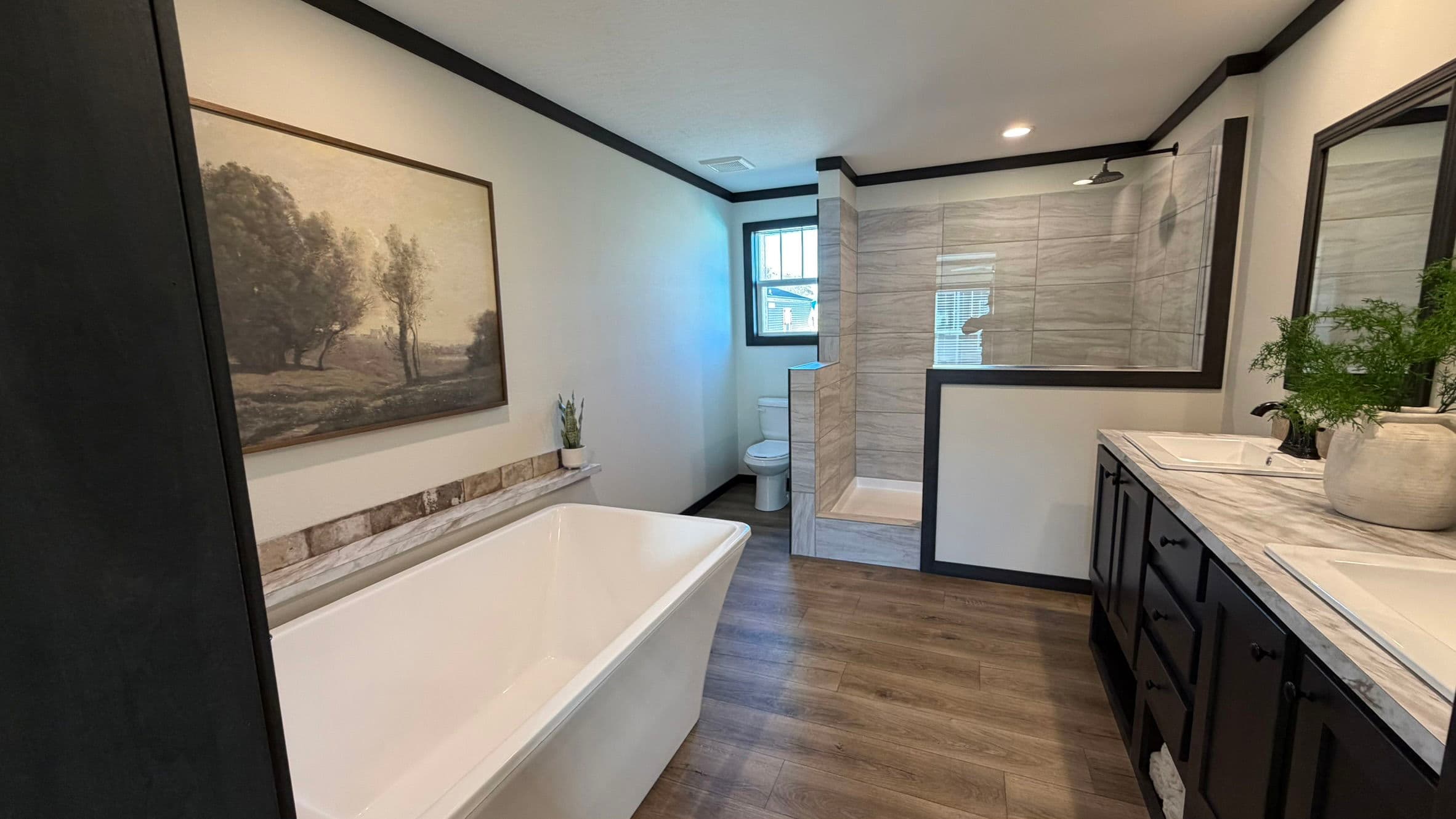 Vogue 60 (biloxi) bathroom home features