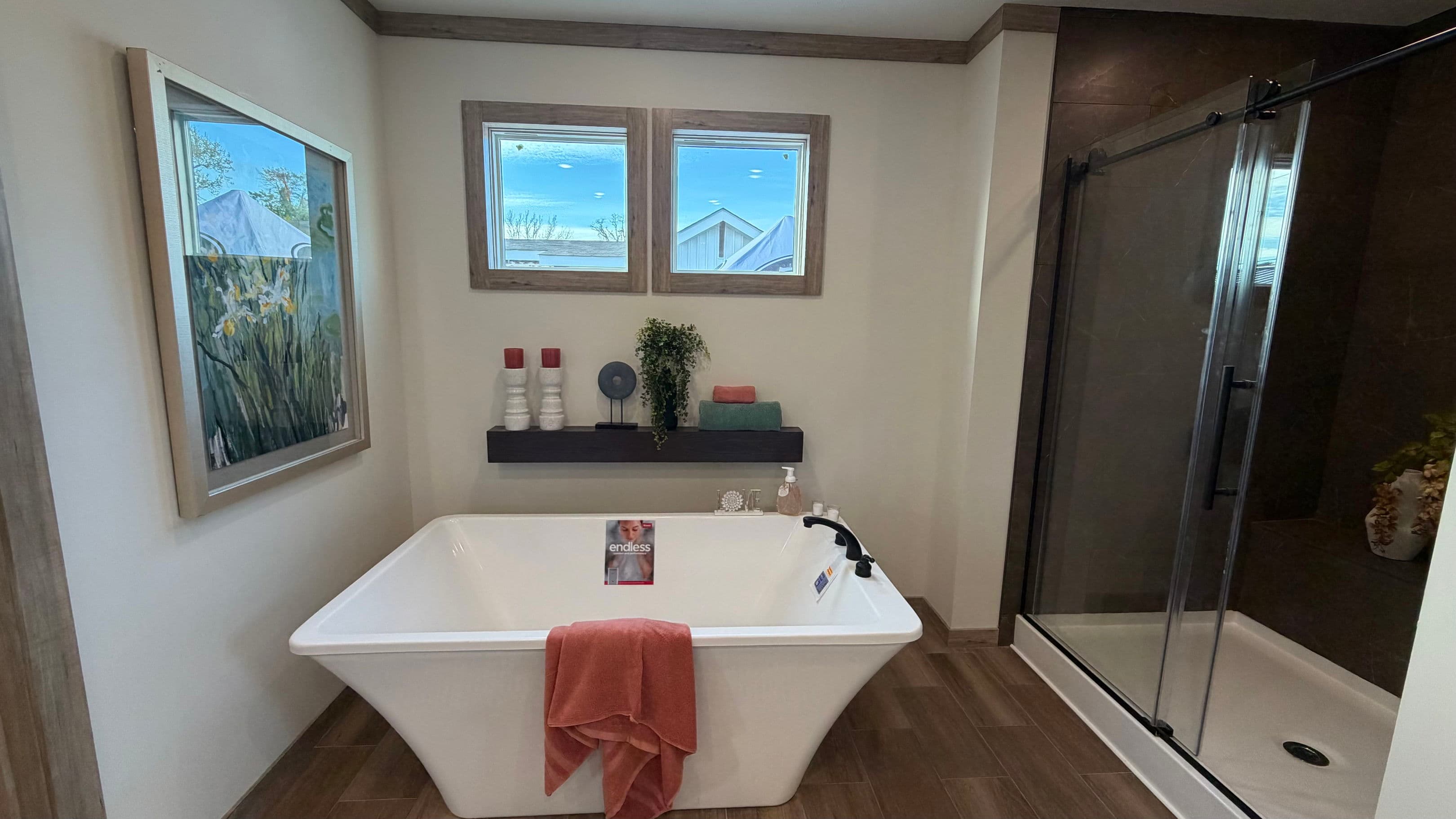 Mountain laurel (biloxi) bathroom home features