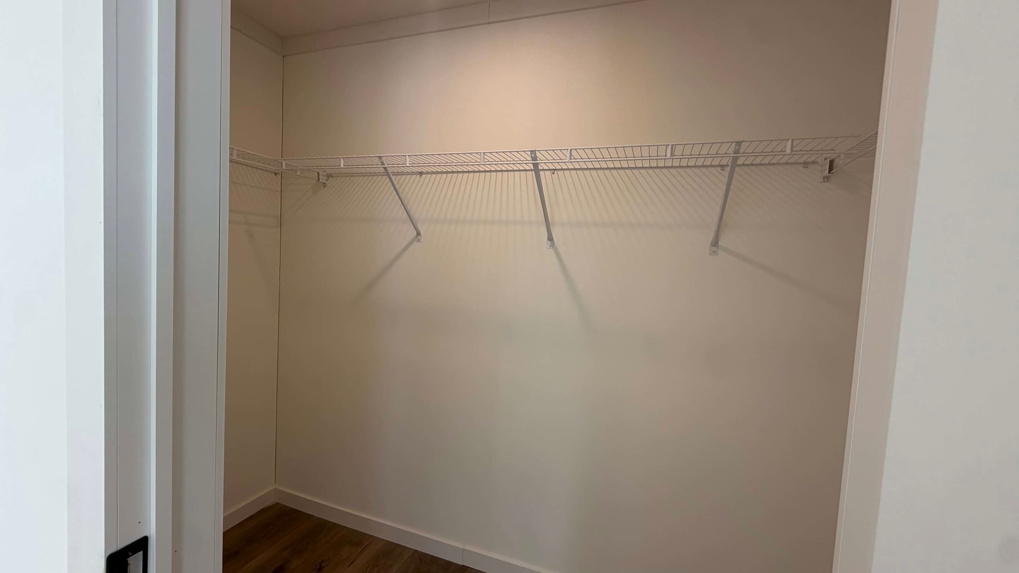 Everett interior home features