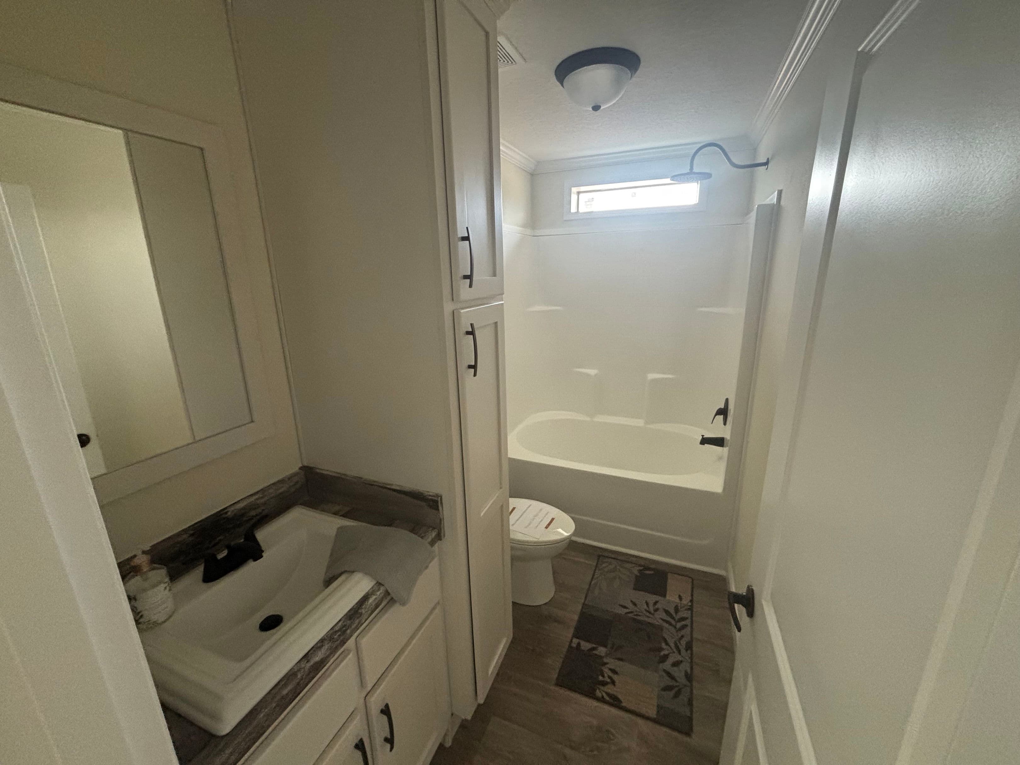 Sunshine dudley bathroom home features