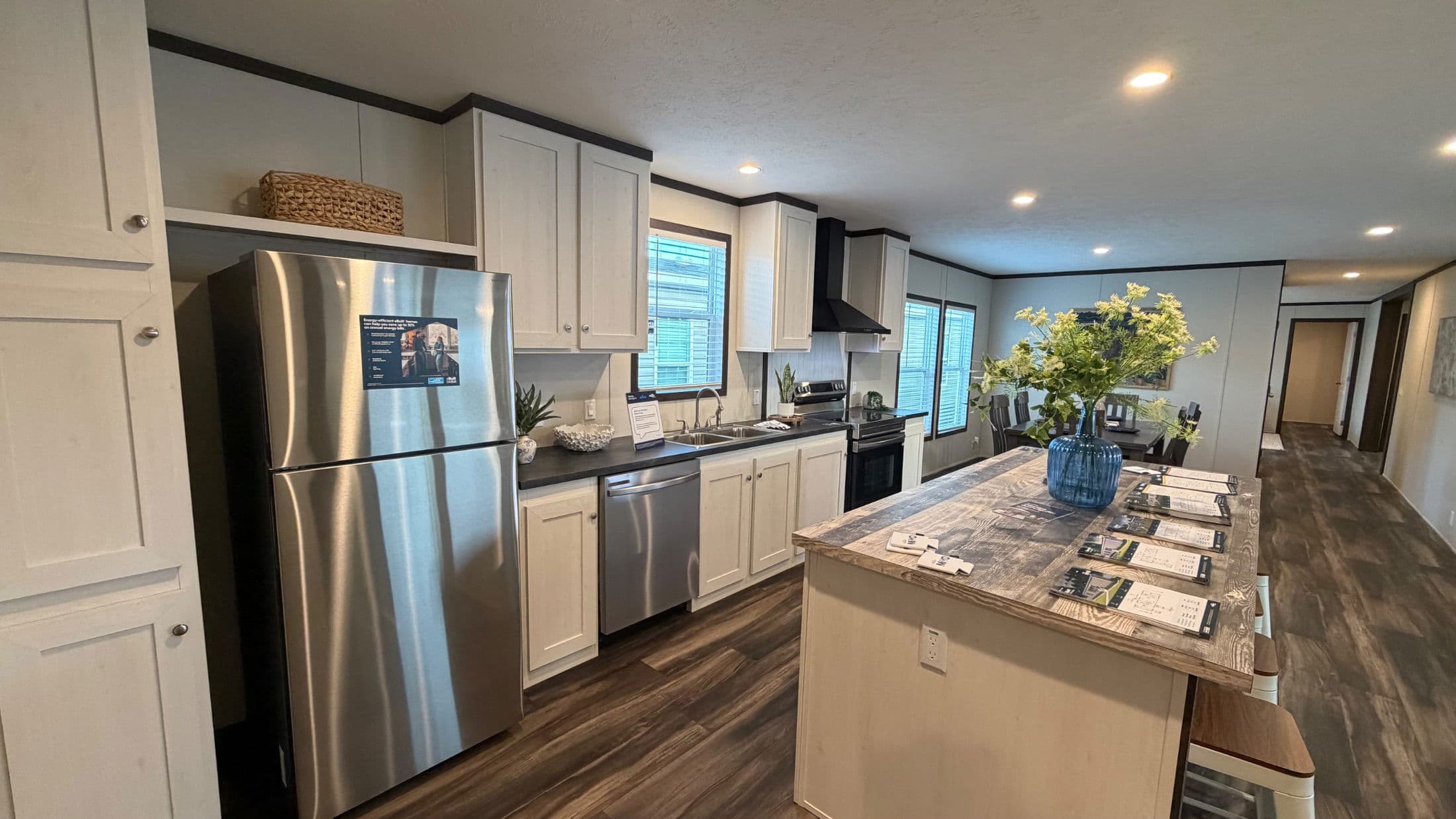 Ambition (biloxi) exterior home features