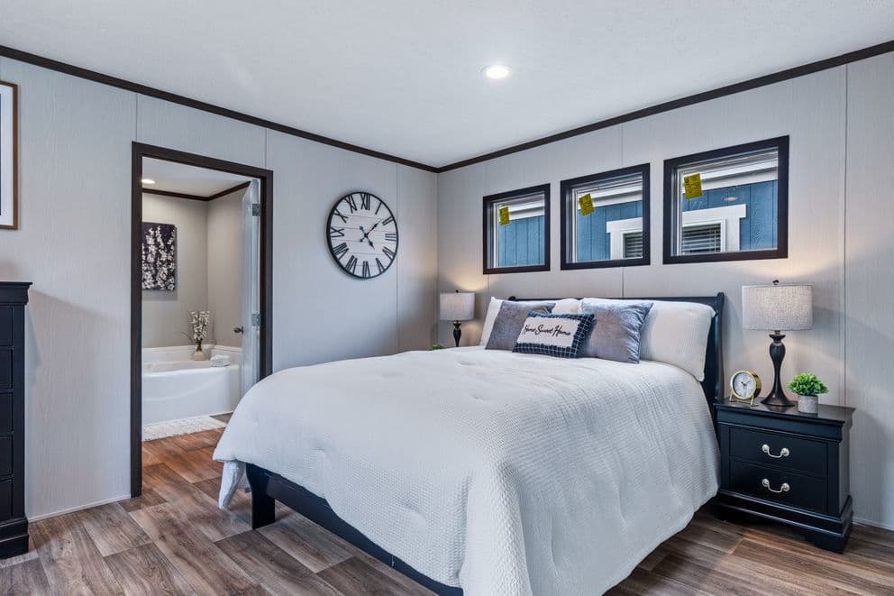 Desire bedroom home features