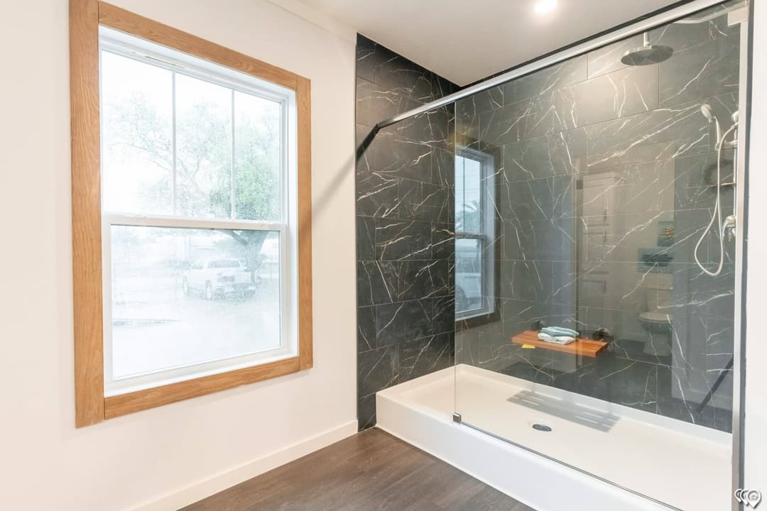 Twin creek bathroom home features