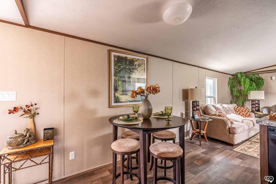 Elation interior home features