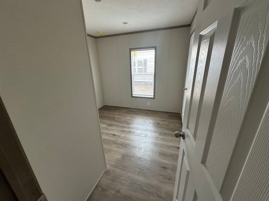Edge bedroom home features