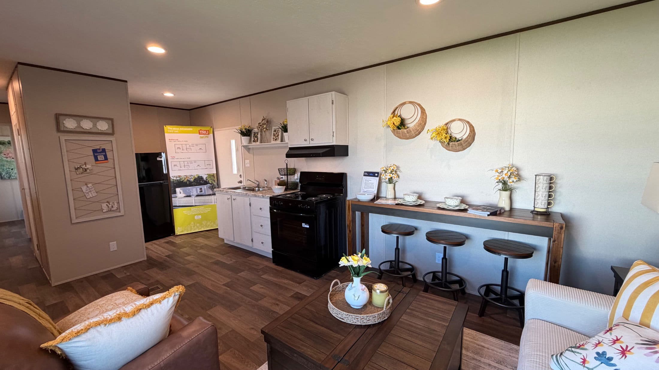 Tru buttercup (mini)   home features