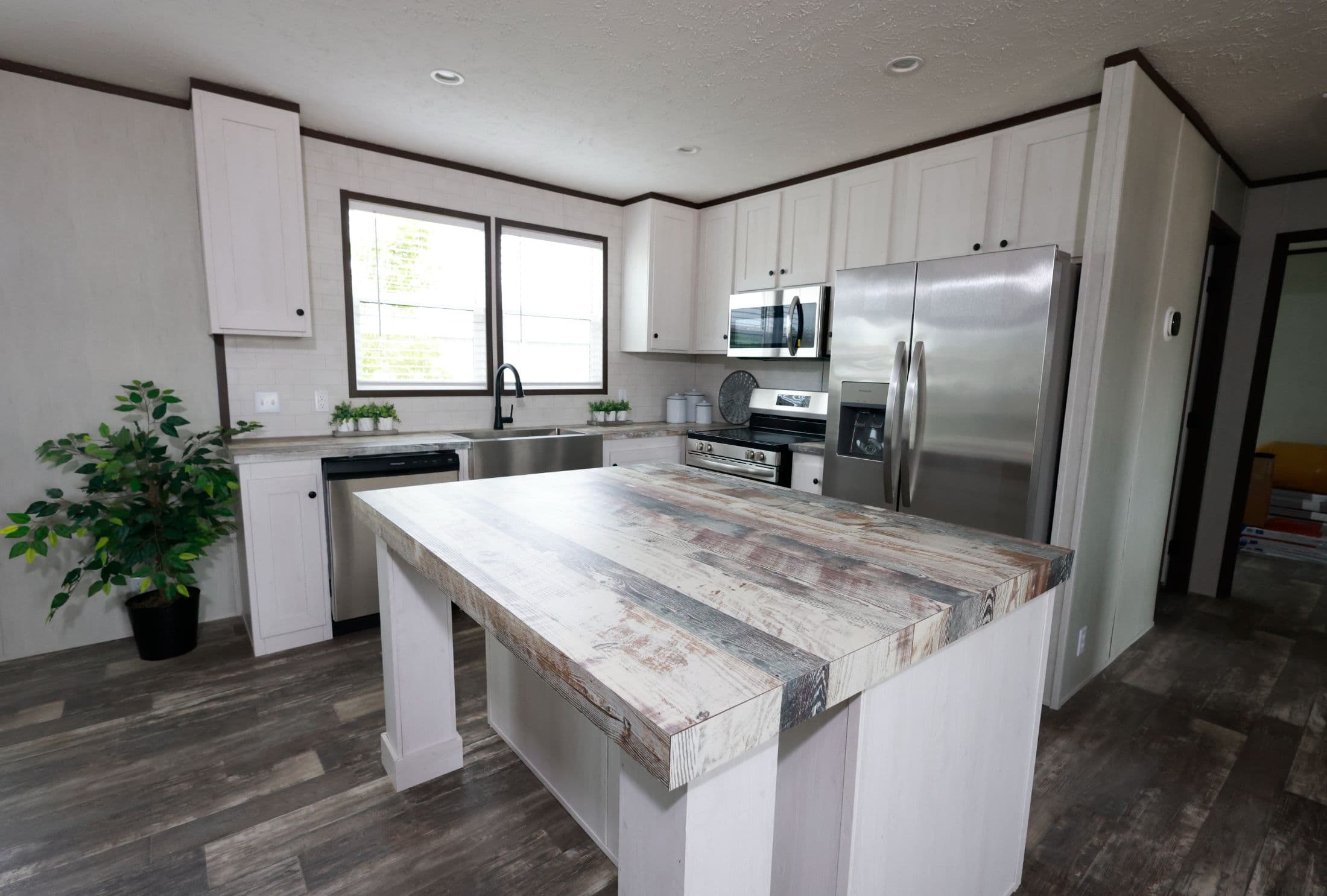 Magnolia kitchen home features