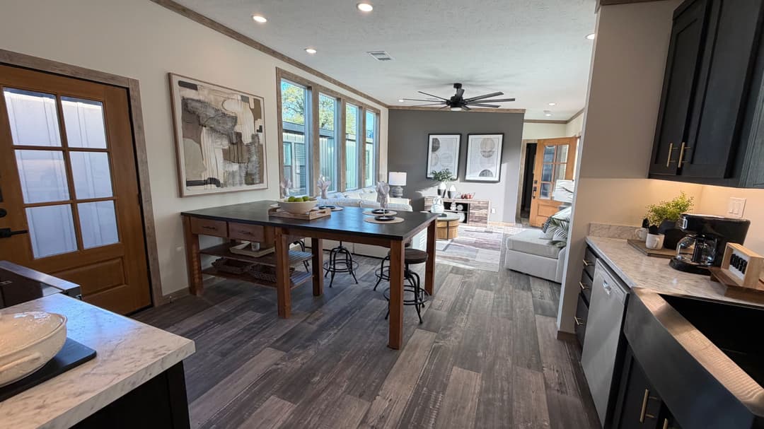 The keystone (biloxi) interior home features