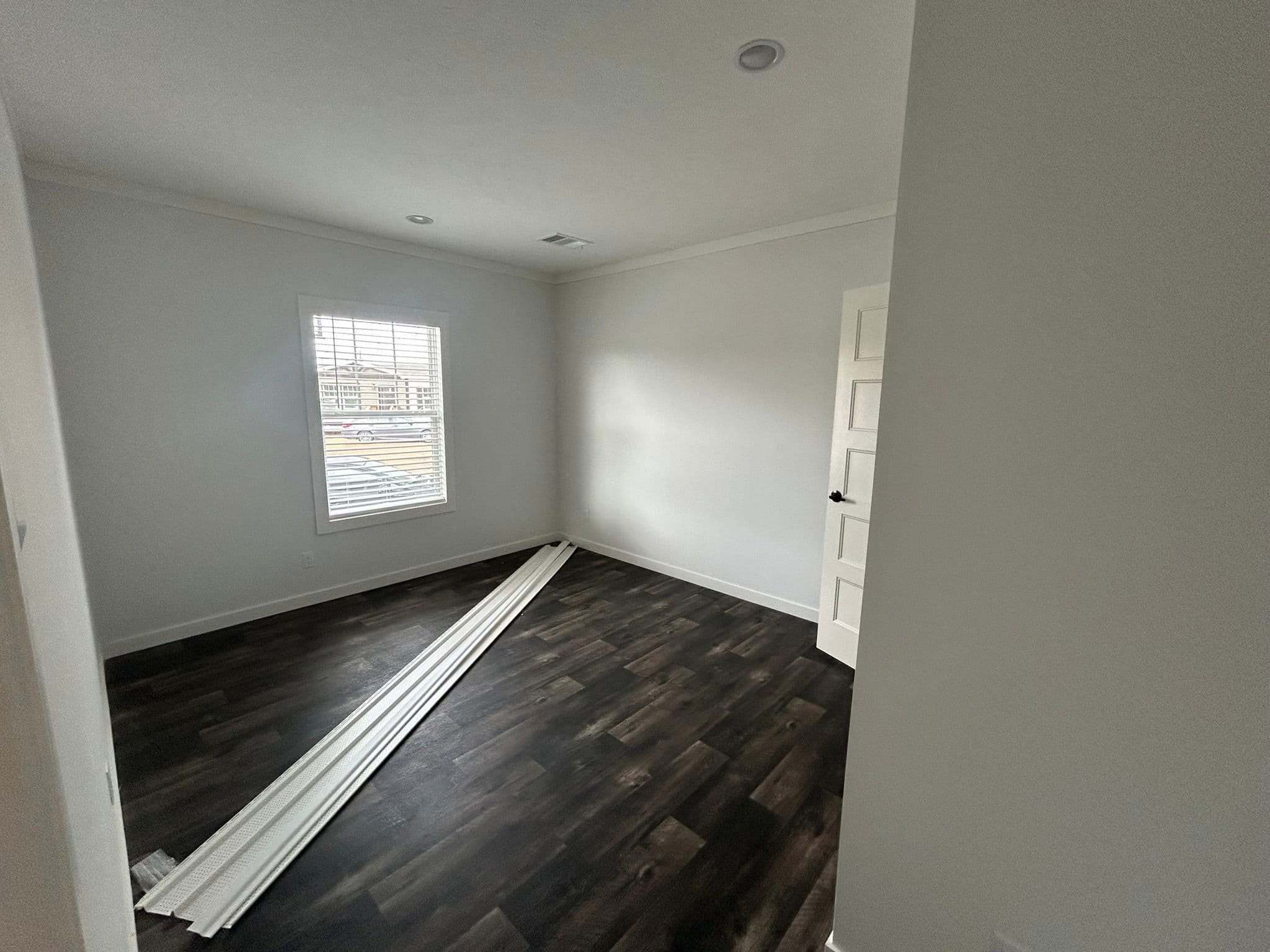 Twin creek bedroom home features