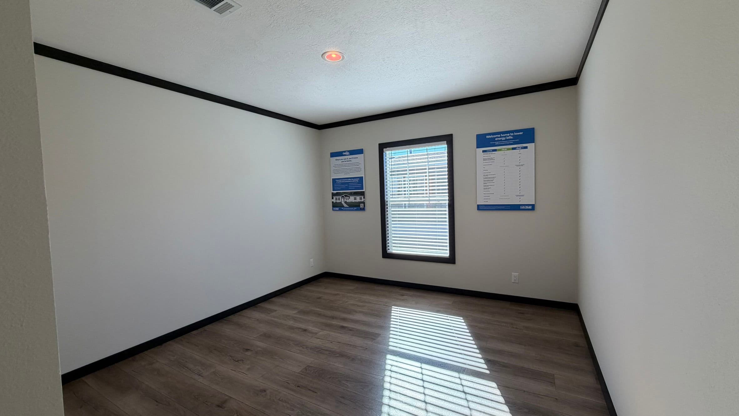 Vogue 60 (biloxi) bedroom home features